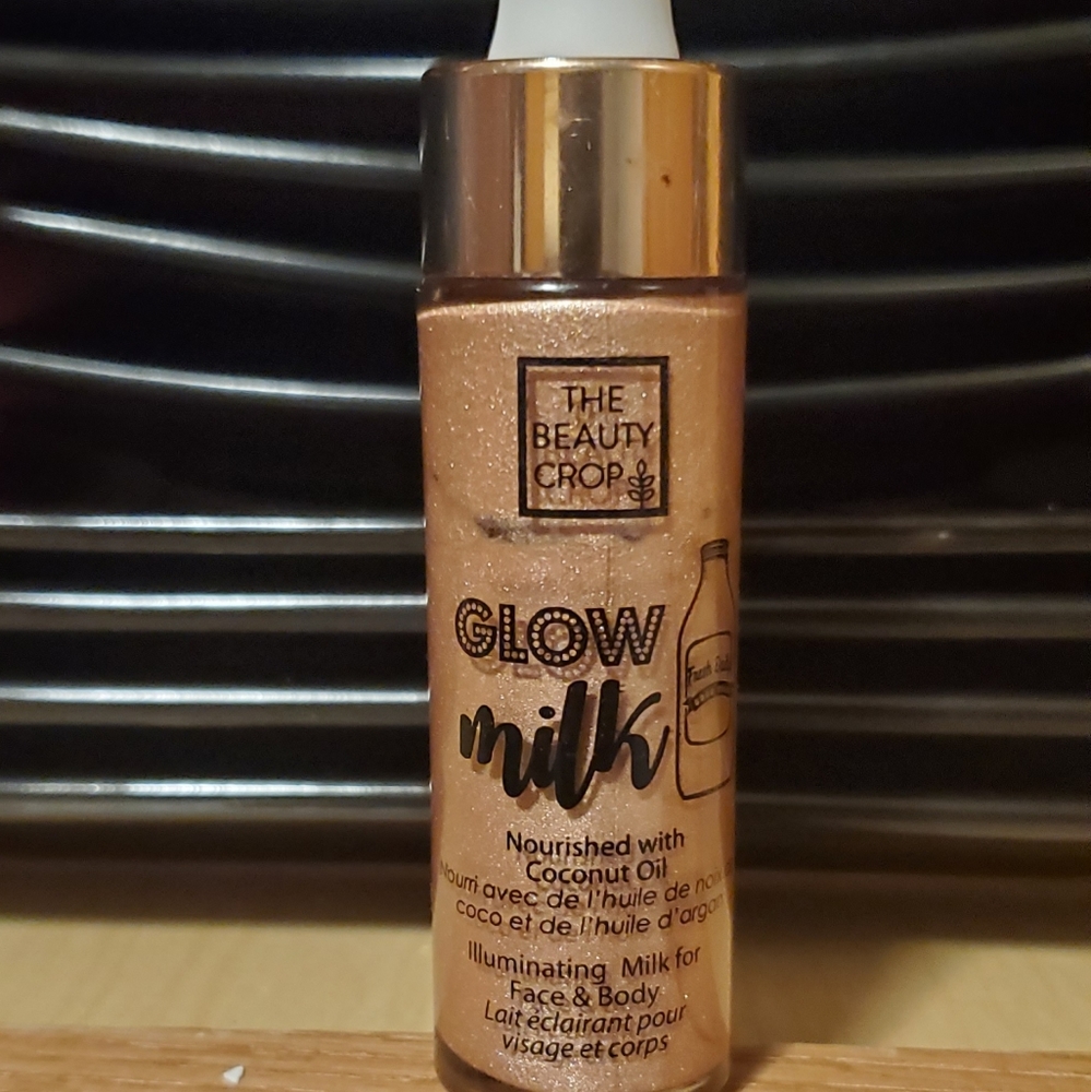 The Beauty Crop Glow Milk